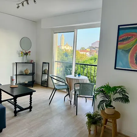 Lumineux Et Chaleureux. Apartamento *